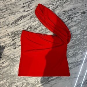 NA-KD asymetric top Red